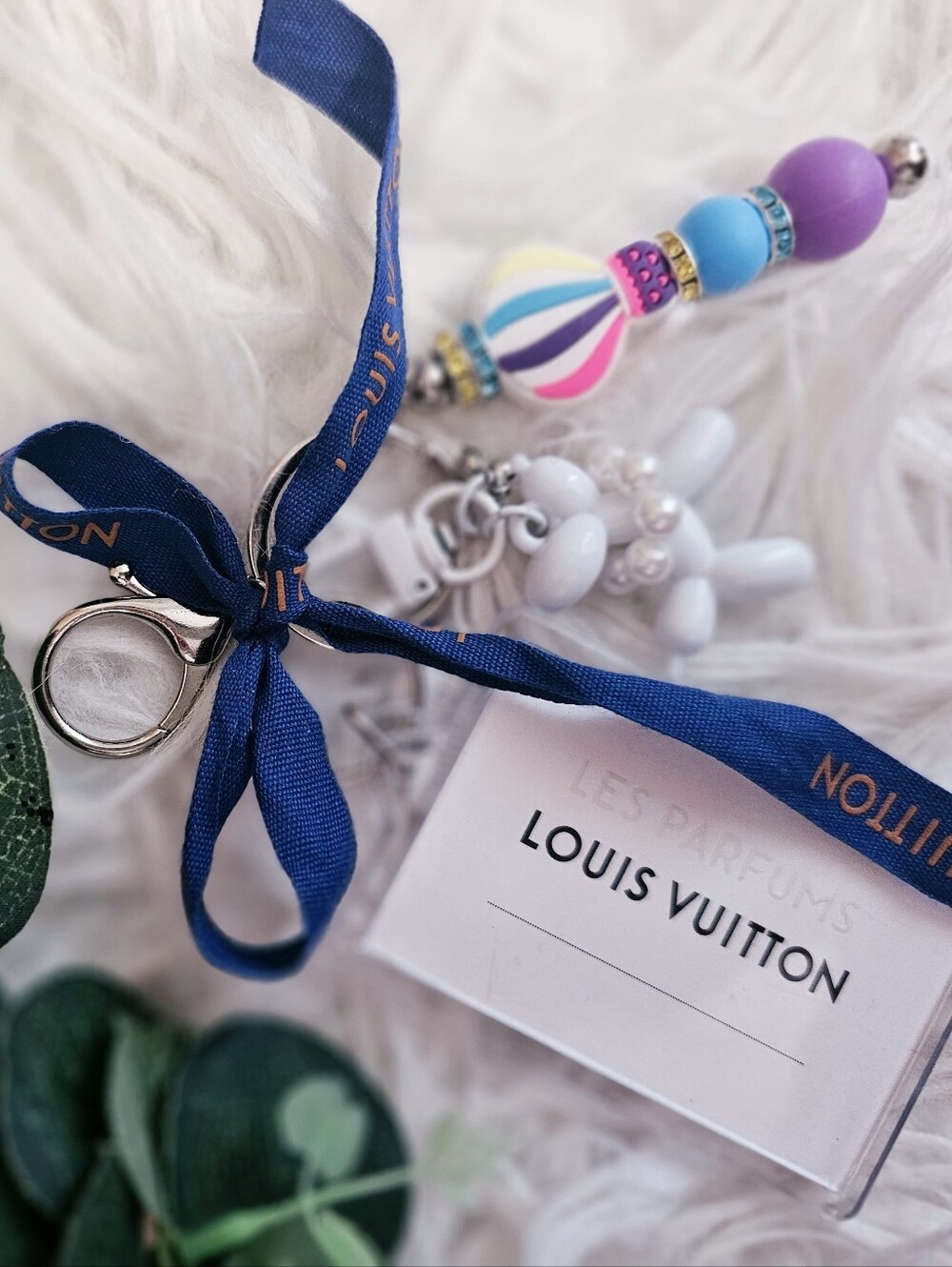 Louis Vuitton Ribbon & Card (Upcycled)